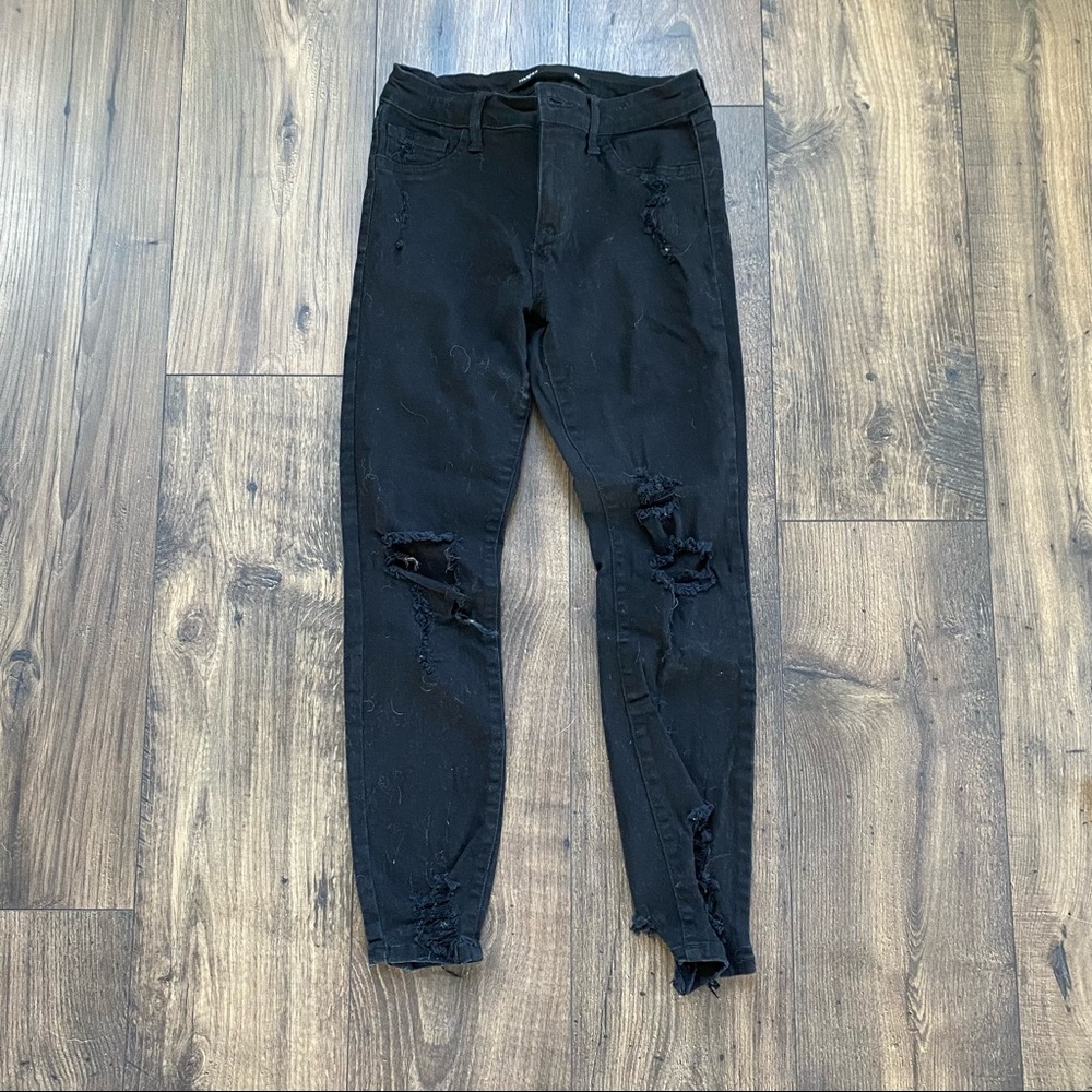 Francesca’s Distressed Black Harper Skinny Jean
